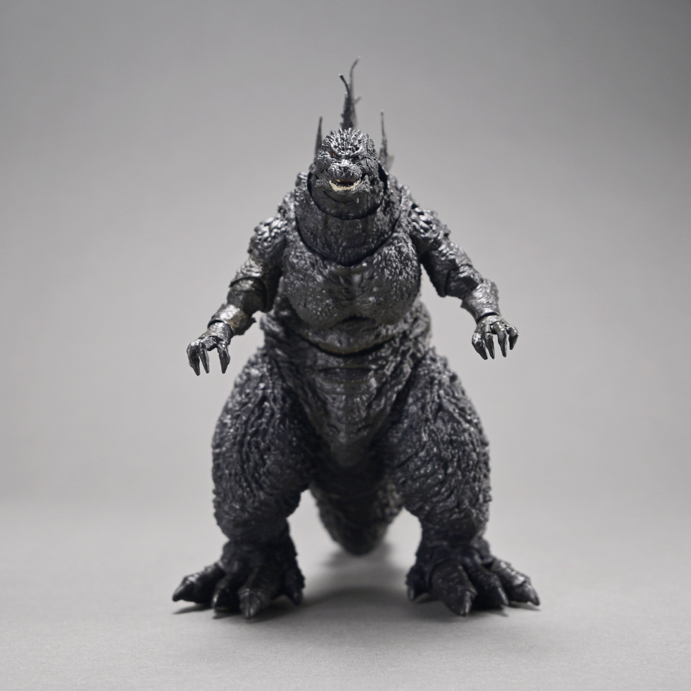 Model Kit Kiryu - SHM NECA 2023 Movie Version 1.0