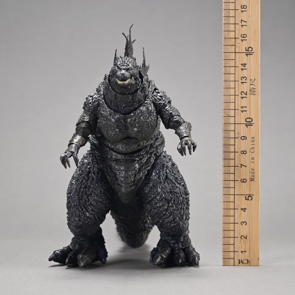 SHM NECA 2023 Movie Version 1. - đánh giá và giá Model Kit Kiryu