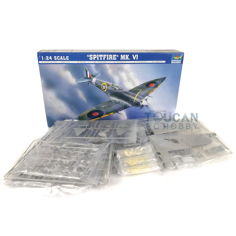 Trumpeter 02413 1/24 Scale Bri - đánh giá và giá Model Kit Spitfire